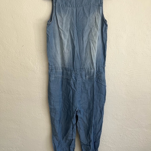 Zenana Woman Blue Chambray Sleeveless Jogger Jumpsuit, Size Small - Picture 7 of 7